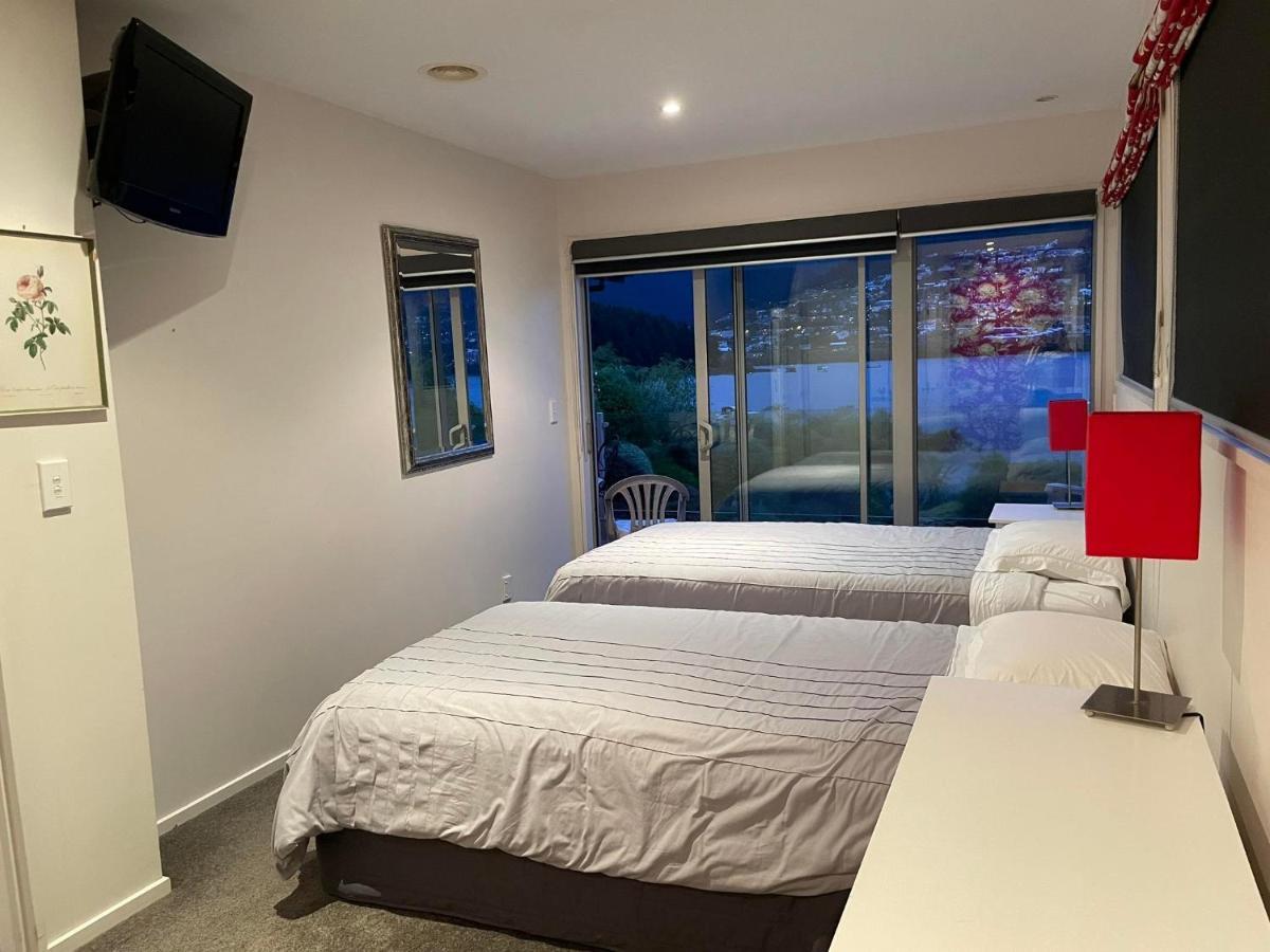 Peninsular Lakefront Queenstown Bagian luar foto