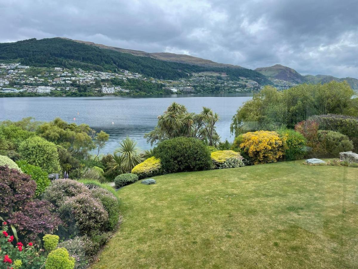 Peninsular Lakefront Queenstown Bagian luar foto