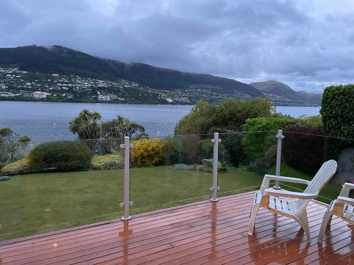 Peninsular Lakefront Queenstown Bagian luar foto