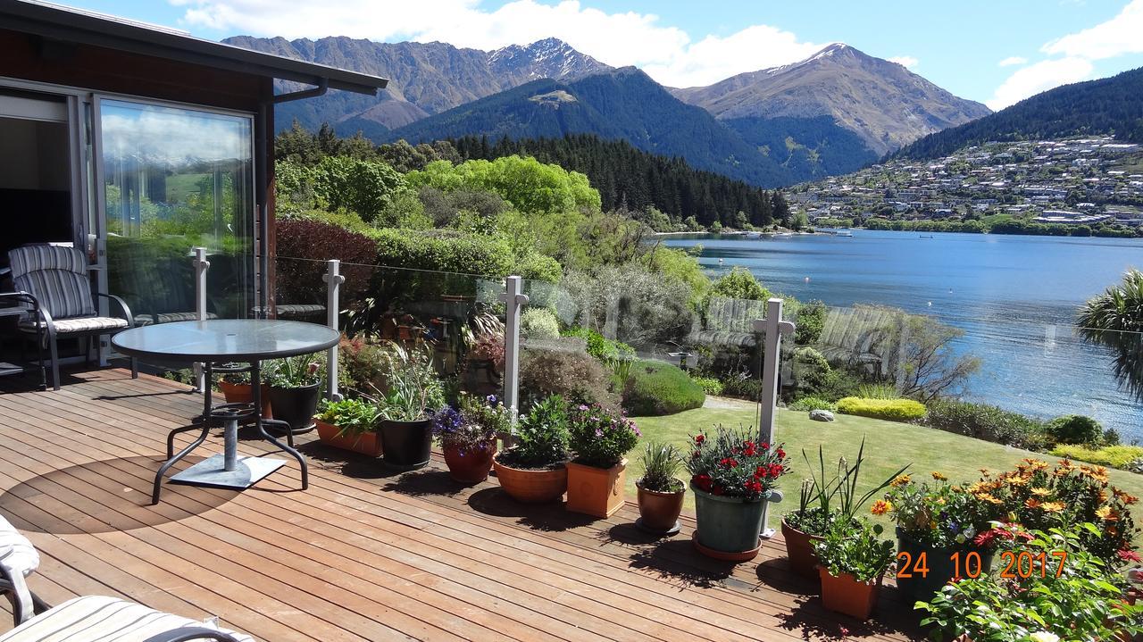 Peninsular Lakefront Queenstown Bagian luar foto