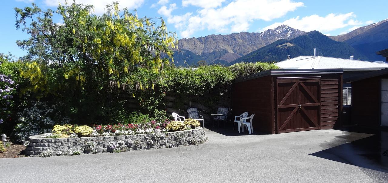 Peninsular Lakefront Queenstown Bagian luar foto